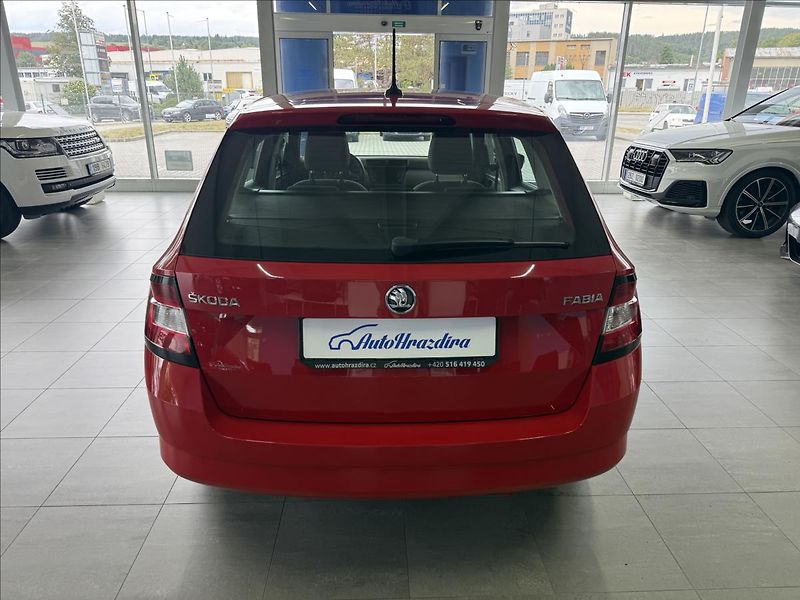Škoda Fabia 1,0   1.MAJ,SERVISKA,AMBITION - fotka 5 z 18