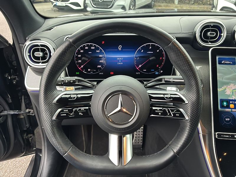 Mercedes-Benz GLC 200d 4MATIC - fotka 18 z 26