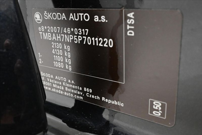 Škoda Superb 2,0 TDI 110 kW Style Záruka až - fotka 12 z 30