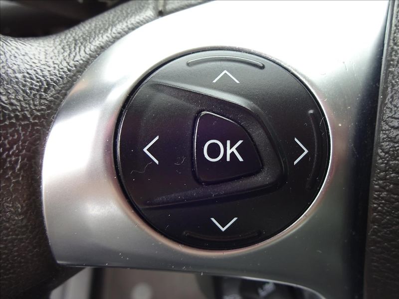 Ford Tourneo Connect 1.0 ECOBOOST TITANIUM - fotka 40 z 49
