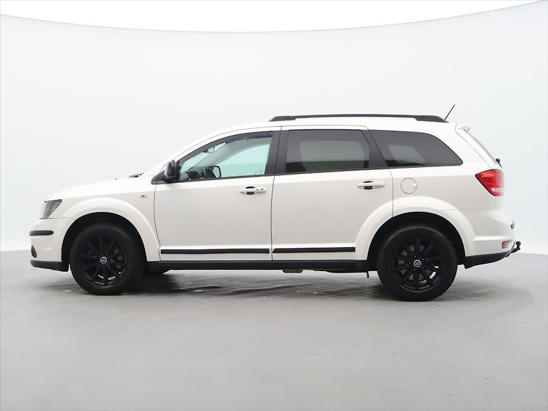 Fiat Freemont 2,0 MJT Aut. AWD CZ 7Míst Kůže - fotka 3 z 26