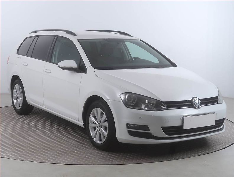 Volkswagen Golf (2014) 1.6 TDI, Navi, Tempomat - fotografie inzerátu