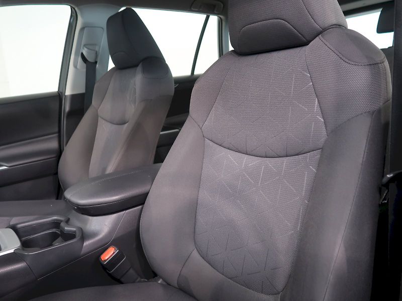 Toyota RAV4 (2021) ACTIVE 2.5 HYBRID 131KW - fotka 14 z 32