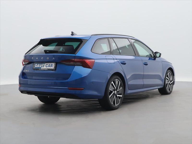 Škoda Octavia 2,0 TDI 110kW DSG Style Sport - fotka 7 z 39