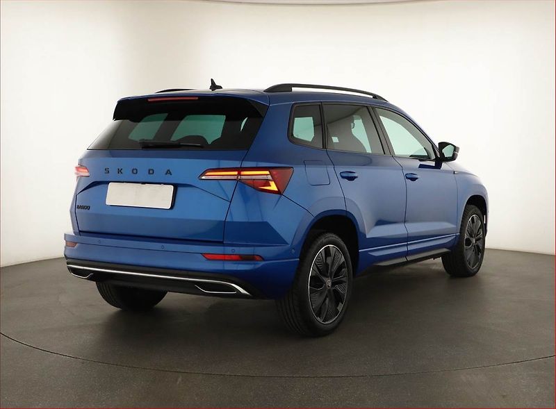 Škoda Karoq (2025) 2.0 TDI, Sportline, Navigace - fotka 5 z 18