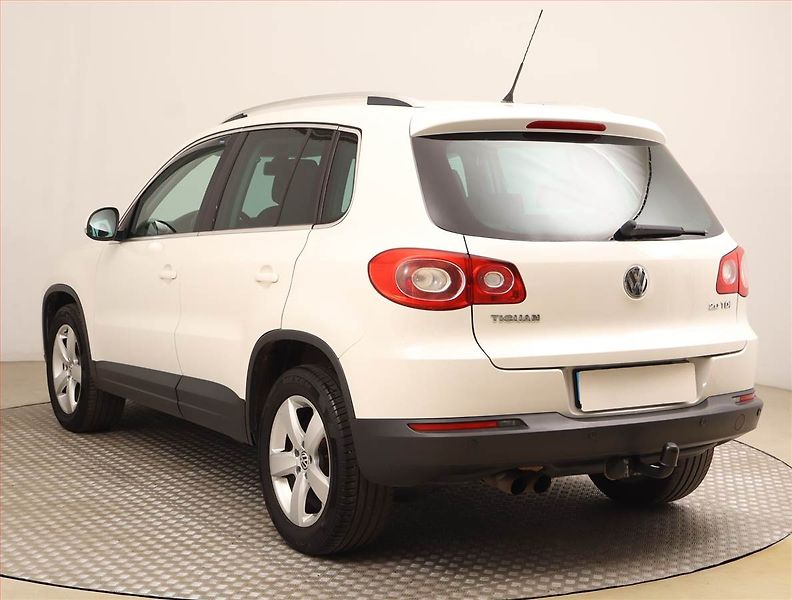 Volkswagen Tiguan (2008) 2.0 TDI, 4X4, nová STK, Tažné - fotka 4 z 18