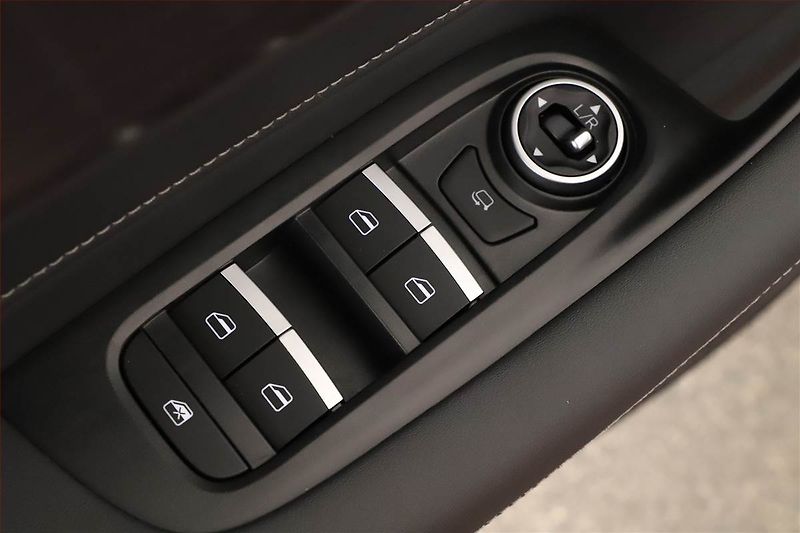 Chery Tiggo 4 HEV (2026) 1.5 Hybrid, UNIQUE - fotka 9 z 20