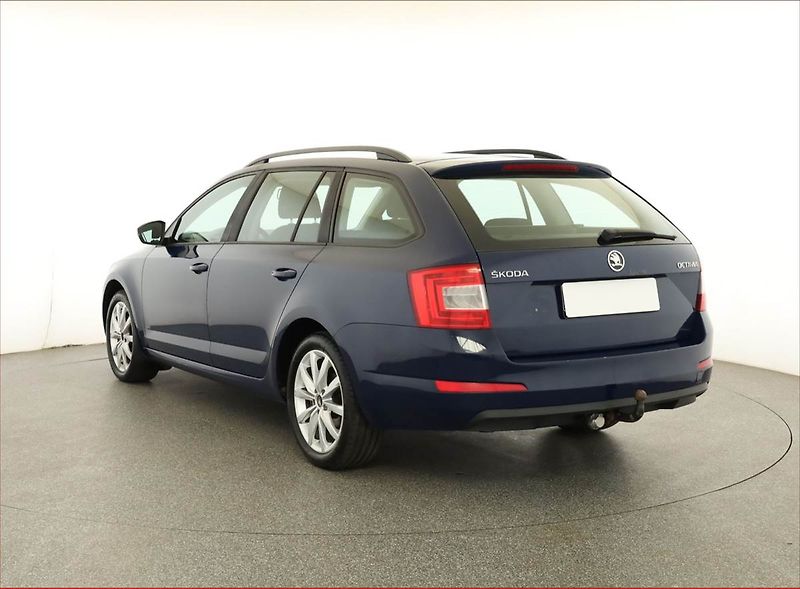 Škoda Octavia (2013) 1.6 TDI, Tempomat - fotka 4 z 14