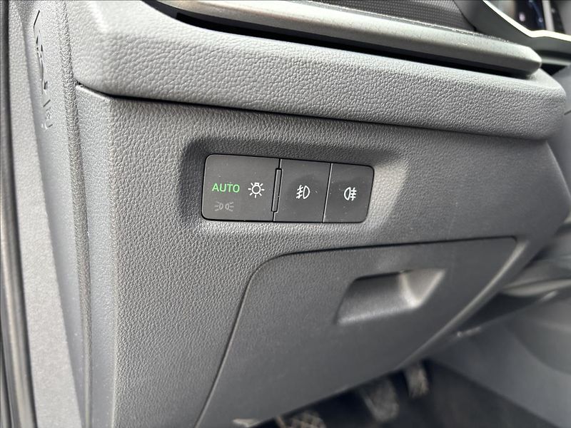 Škoda Octavia 2,0 TDI Ambition 85kW - fotka 23 z 43