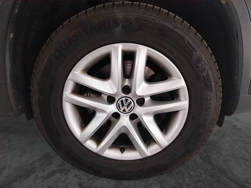 Volkswagen Tiguan (2011) 2.0 TDI, ČR,1.maj, Serv.kniha - fotka 15 z 16