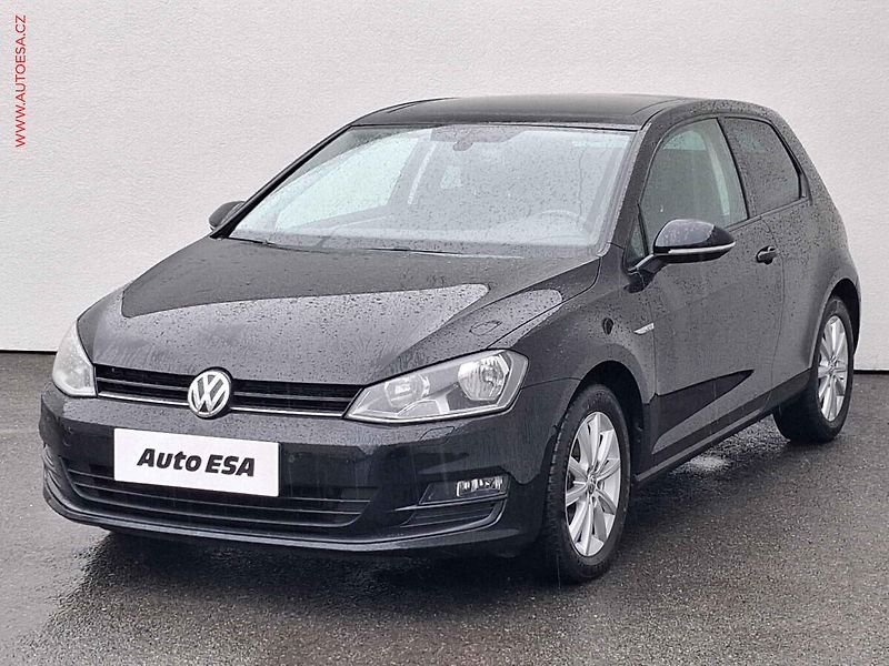 Volkswagen Golf (2014) 1.2 TSi, CUP, +alu kola - fotka 3 z 16