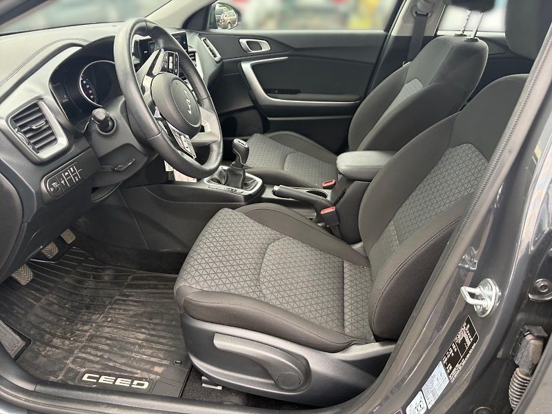 Kia Ceed (2024) SPIN 1.5T-GDI 118kW CZ DPH - fotka 7 z 11