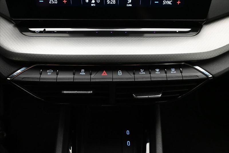 Škoda Octavia 2,0 TDI 110kW DSG Ambiente Zár - fotka 22 z 32