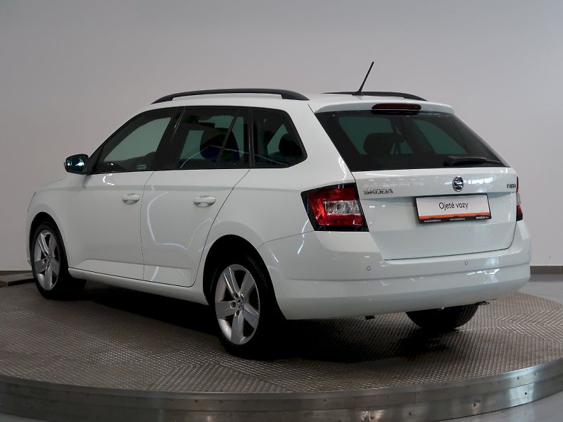 Škoda Fabia (2016) STYLE 1.2TSI 81KW DSG - fotka 7 z 37