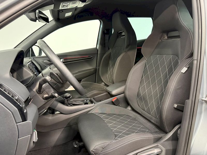 Škoda Karoq (2026) SPORTLINE 2.0TDI 110KW 4X4 DSG - fotka 12 z 42