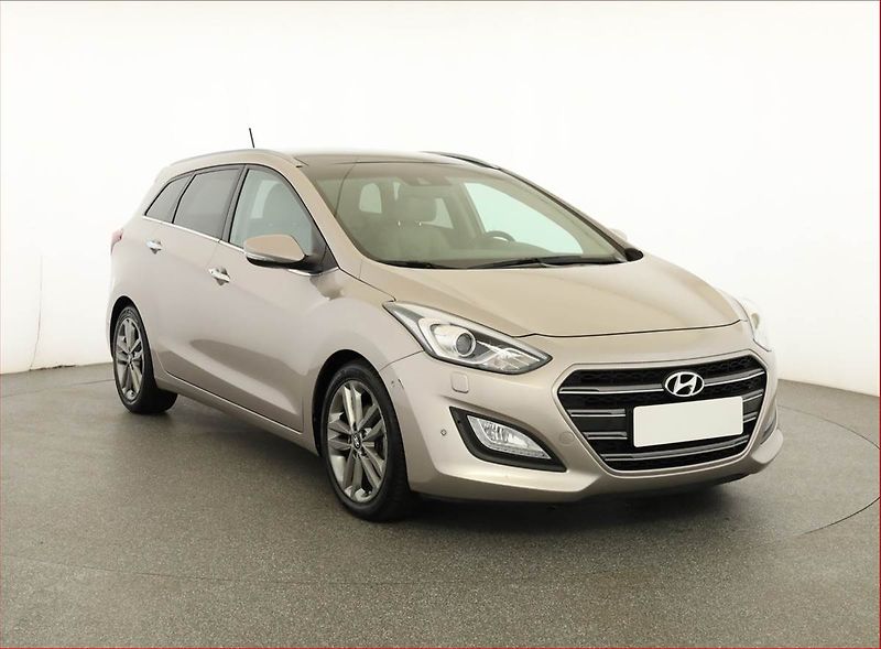 Hyundai i30 (2016) 1.6 GDI, Automat, Kůže, Navi - fotografie inzerátu