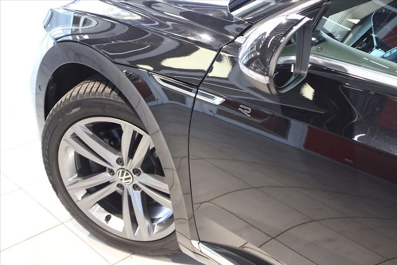 Volkswagen Arteon TDi DSG R-Line Shooting Brake - fotka 8 z 35