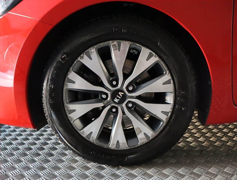 Kia Ceed (2016) 1.6 GDI, Serv.kniha, Tempomat - fotka 15 z 22