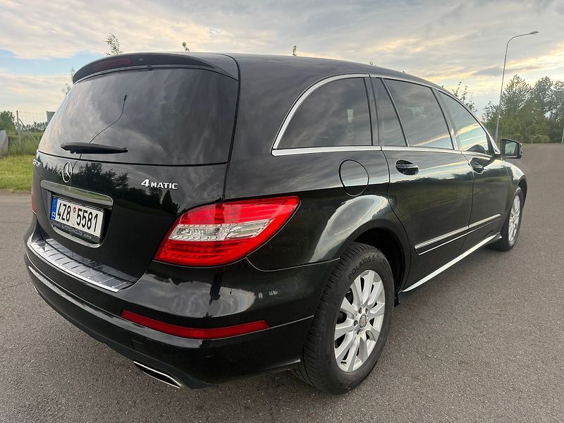 Mercedes-Benz Třídy R ELEGANCE W251 4-MATIC 350 CDI - fotka 5 z 21