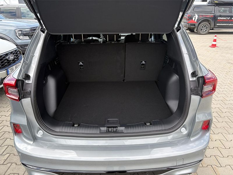 Ford Kuga (2025) ST-Line, 5dveřová, 1.5 EcoBoos - fotka 10 z 18