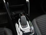 Peugeot 2008 (2021) Active 50 kWh, SoH 87% - náhled 12