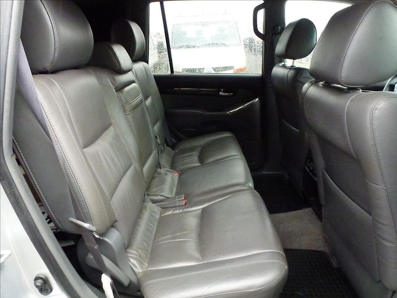 Toyota Land Cruiser 3,0 120 D4-D Lux+ Automat - fotka 26 z 58