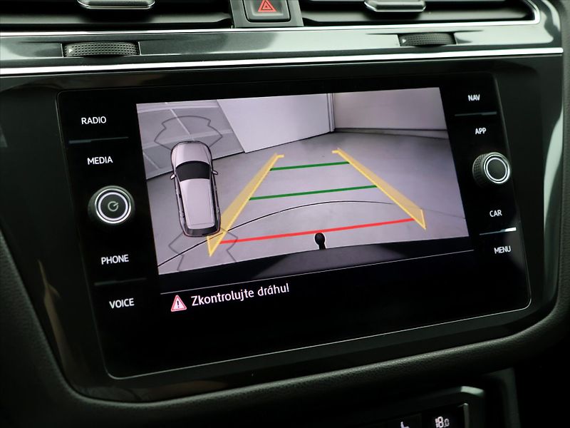 Volkswagen Tiguan Allspace 2,0 TDI 140kW 4M DSG Highline - fotka 24 z 37