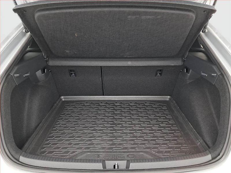 Volkswagen Taigo (2024) R-Line 1.5 TSI - fotka 14 z 21