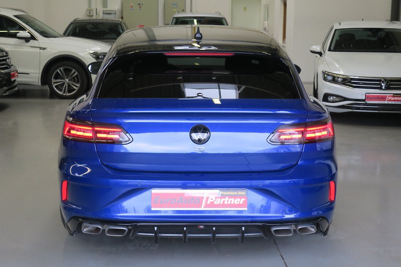 Volkswagen Arteon Shooting Brake (2021) 2.0 TSI 235kW BMT 4MOT DSG R - fotka 3 z 50