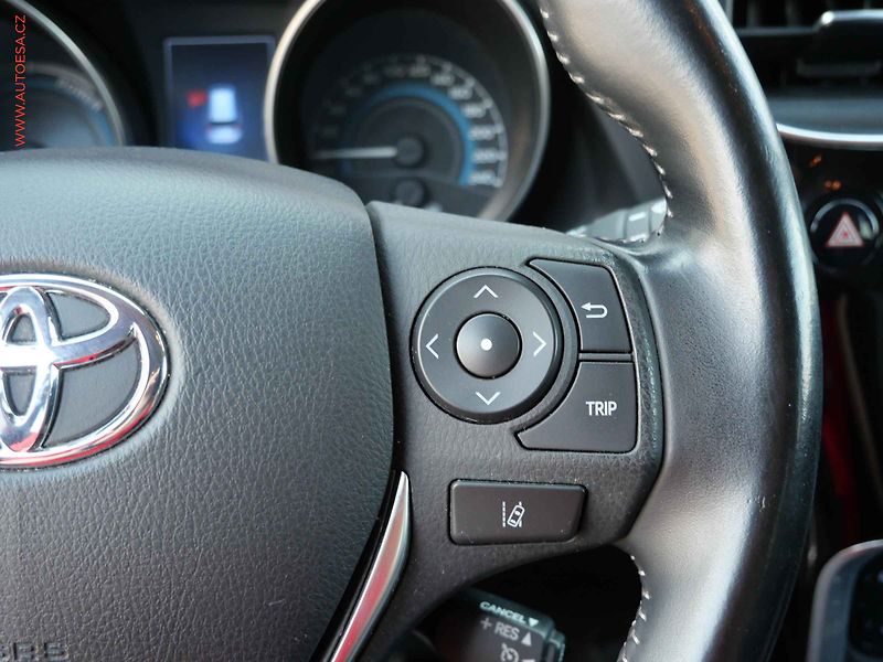 Toyota Auris (2017) 1.8 i, 1.maj,ČR, AT, LED - fotka 13 z 28