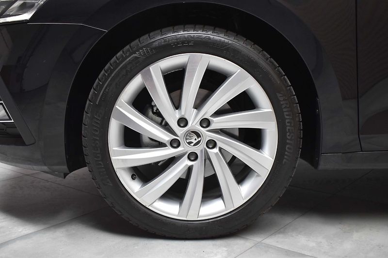 Škoda Octavia 2.0 TDI *REZERVACE* - fotka 41 z 44