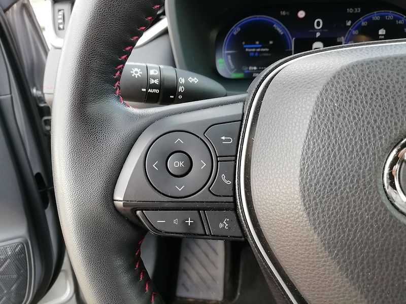 Toyota RAV4 2,5 PHEV 4WD Executive - fotka 10 z 24