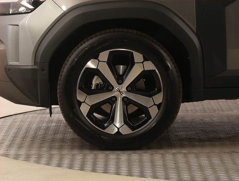 Dacia Duster (2024) Journey 1.6 Hybrid - fotka 15 z 22