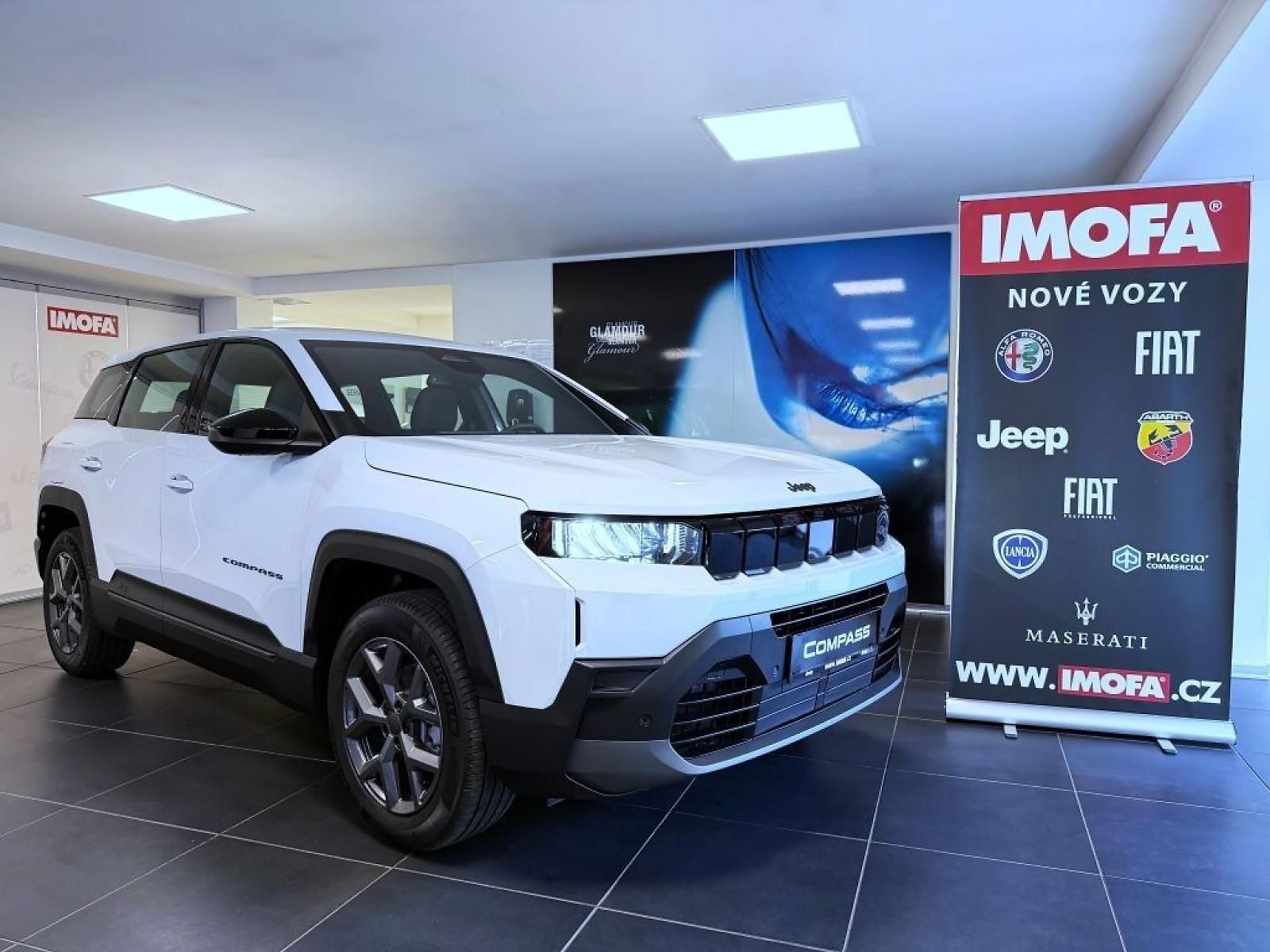 Jeep Compass NEW e-Hybrid 145k eDCT6 Altitu | Největší inzerce ...