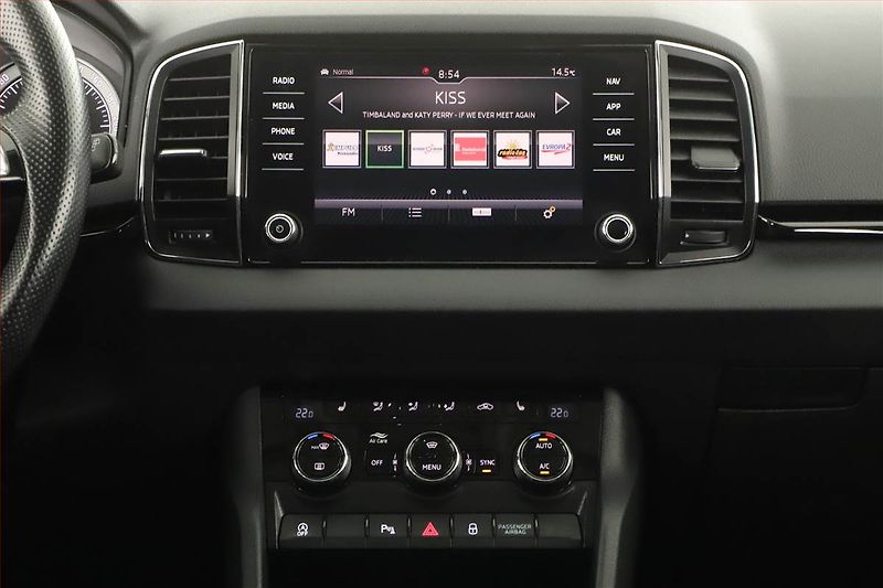 Škoda Karoq (2019) Style 1.6 TDI, Navi, Tempomat - fotka 11 z 15