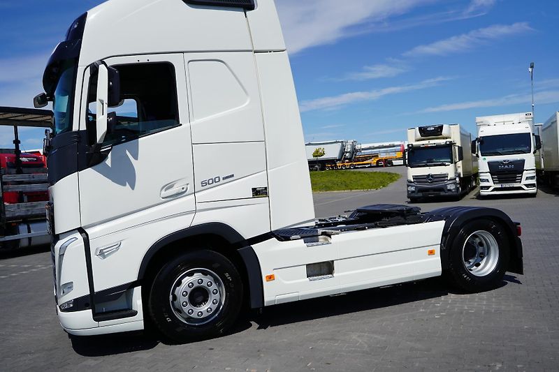 Volvo FH (2022) 500 / XL / EURO 6 / ACC / PEŁN - fotka 27 z 49
