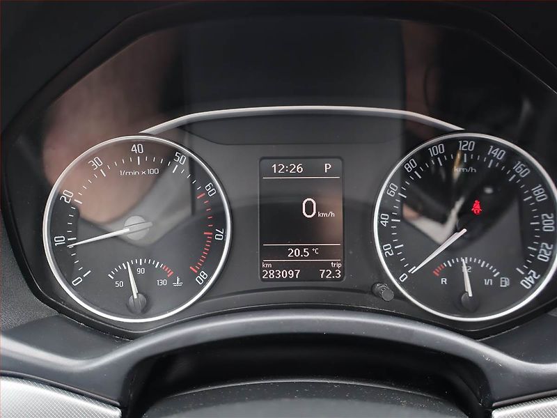 Škoda Octavia (2011) 1.8 TSI, Automat, Serv.kniha - fotka 11 z 20