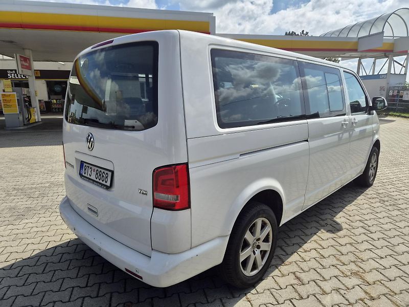 Volkswagen Caravelle 2,0 TDI - fotka 3 z 10