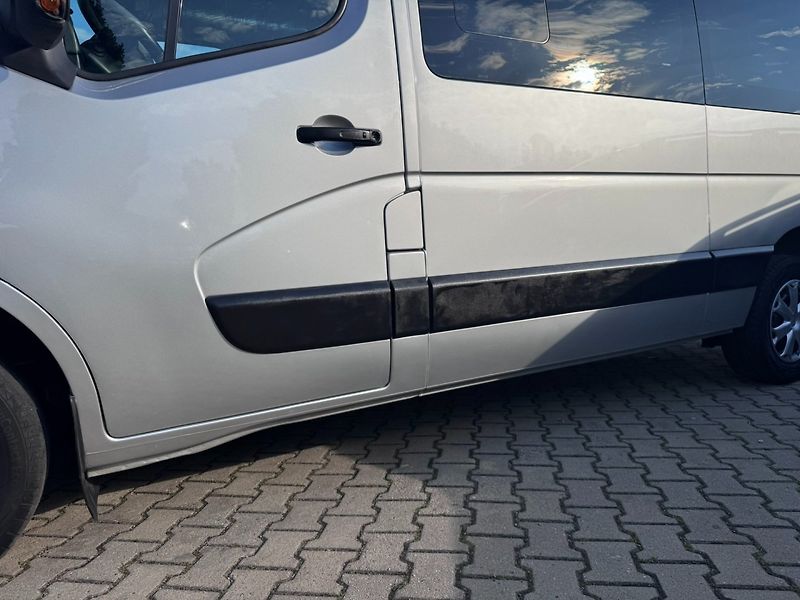 Nissan NV400 (2016) 9 MÍST 2,3D 107 KW TAŽNÉ L2H2 - fotka 18 z 45