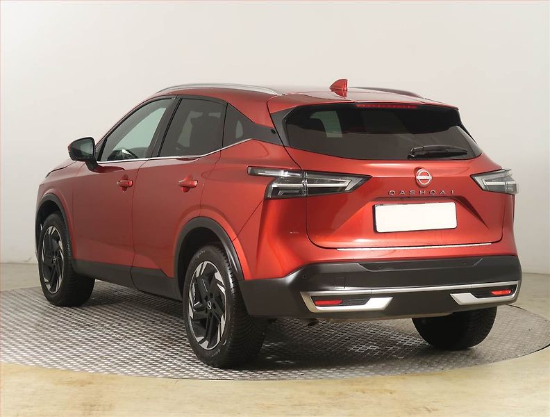 Nissan Qashqai (2025) N-Connecta 1.3 DIG-T MHEV - fotka 4 z 22