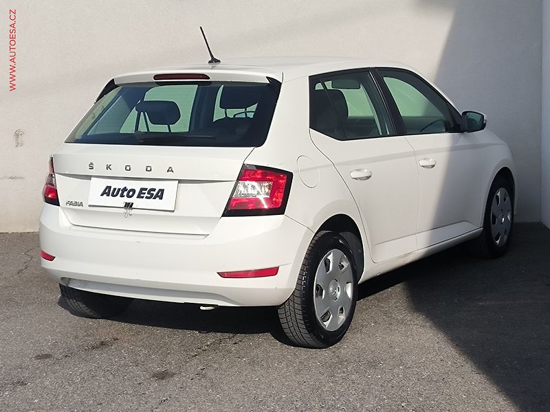 Škoda Fabia (2020) 1.0 MPi, ČR, Klima - fotka 4 z 15