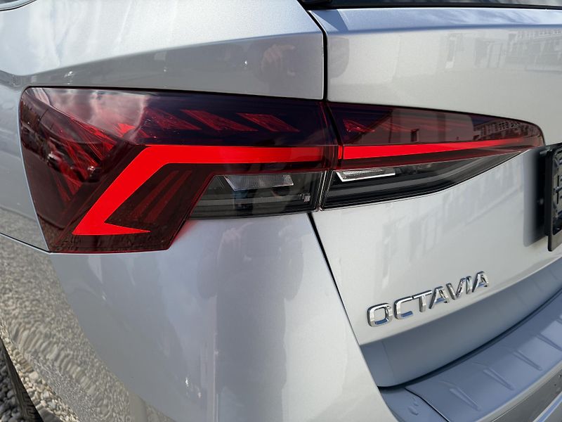 Škoda Octavia 1,5 TSi/110kW DSG e-TEC STYLE - fotka 76 z 80