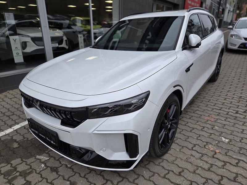 Dongfeng Voyah Free REV 318 (2025) REV 318 AWD Hybrid - fotka 2 z 17