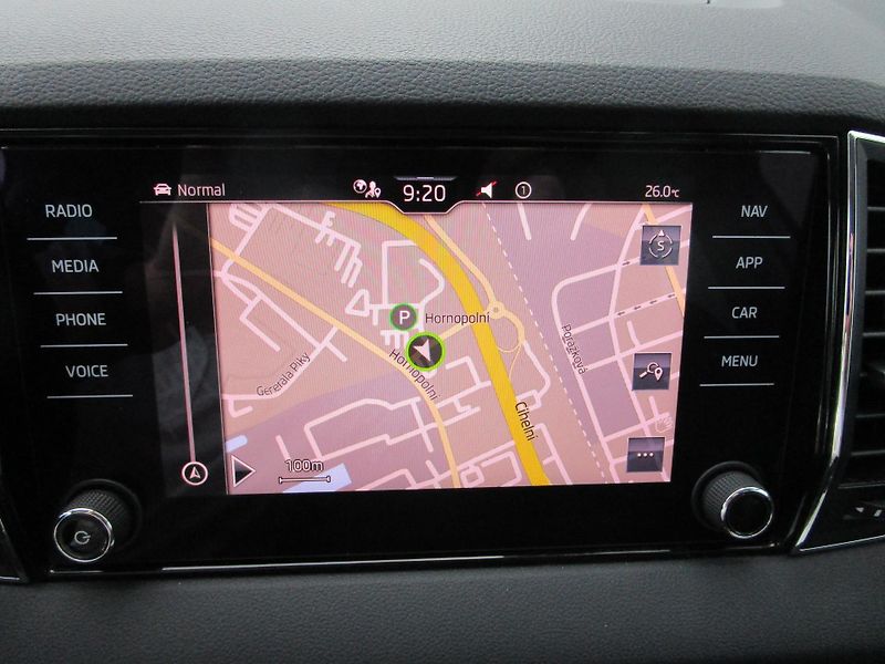 Škoda Karoq 1.5TSi Style - fotka 15 z 22