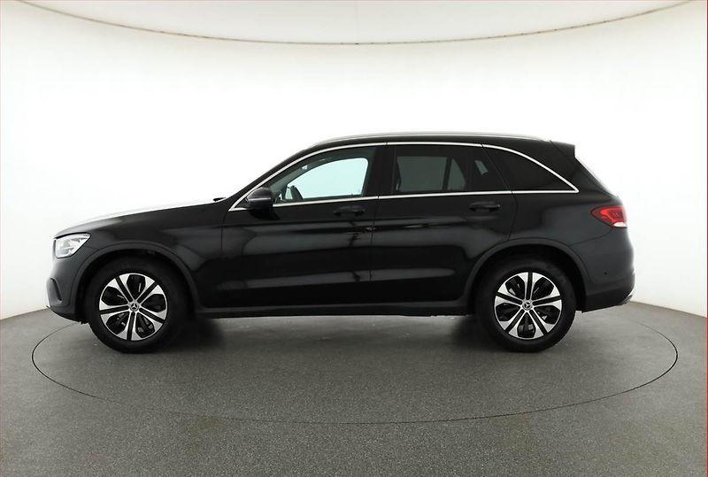 Mercedes-Benz GLC (2022) 200 d 4MATIC - fotka 3 z 18