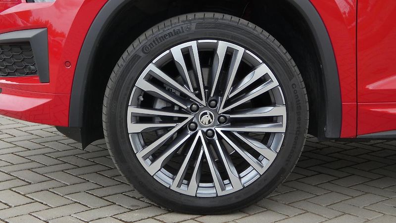 Škoda Kodiaq 2.0 TDI L&K 4x4 DSG - fotka 25 z 26