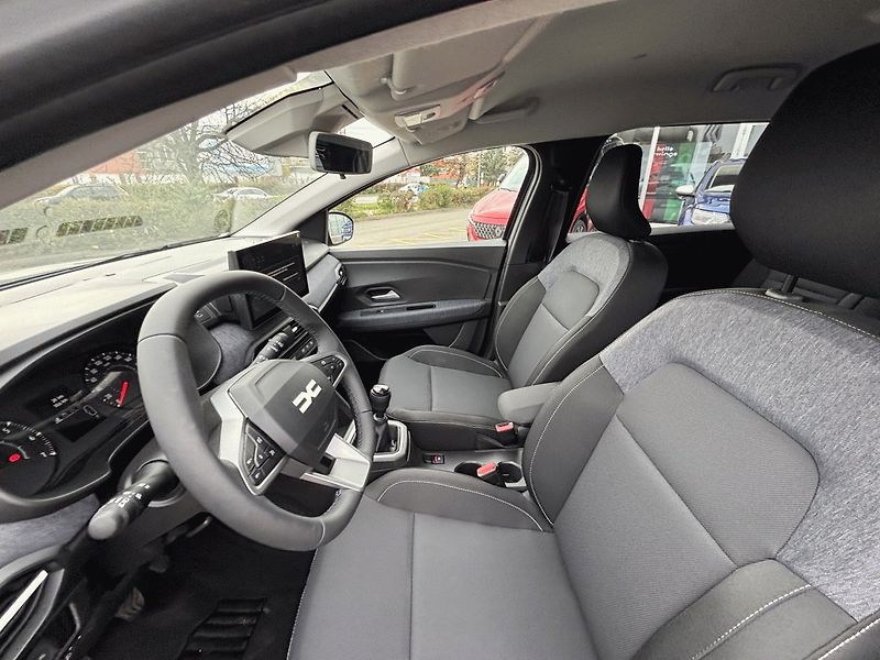 Dacia Jogger (2026) Expression Eco-G 120 7 míst - fotka 9 z 10