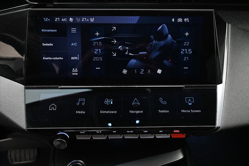 Peugeot 308 1,5 BlueHDI 96 kW ALLURE AT8 Z - fotka 21 z 31