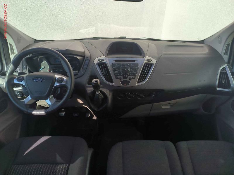 Ford Tourneo Custom (2014) 2.2TDCi L2 9míst, Trend, AC - fotka 8 z 20