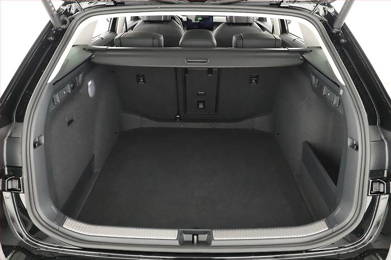 Škoda Superb (2025) 2.0 TSI - fotka 19 z 20